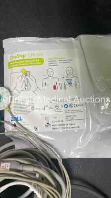 Zoll R Series Plus Defibrillator / Monitor Including Pacer, ECG and Printer Options with 1 x Zoll Sure Power II Battery, 1 x 3 Lead ECG Lead and 1 x Zoll Onestep Adult Electrode Pads *Exp 09-02-2024* (Powers Up) - 5