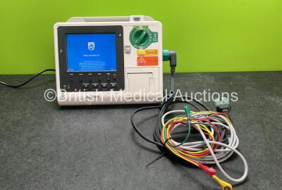 Philips Heartstart XL+ Defibrillator Including ECG and Printer Options with 1 x Paddle Lead, 1 x 3 Lead ECG Lead and 1 x Battery (Powers Up) *SN US31410978*