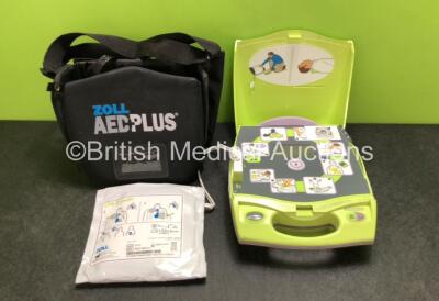 Zoll AED Plus Defibrillator with 1 x Electrode Pads *Expires 12/2023* in Carry Bag (Powers Up)