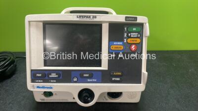 Medtronic Lifepak 20 Defibrillator / Monitor Including ECG and Printer Options (No Power with Missing Door Panel-See Photo *SN 33946295*