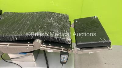 Steris SurgiMax Surgical Table Controller and Cushions (Powers Up) - 3