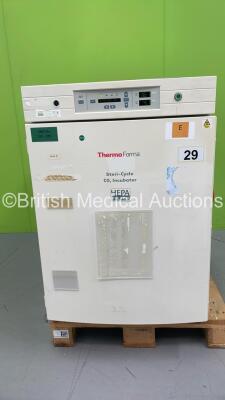 Thermo Forma Steri-Cycle CO2 Incubator (Powers Up)