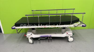 Select Medical Equipment Hydraulic Patient Examination Couch with Mattress (Hydraulics Tested Working) *S/N NA*