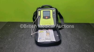 Zoll AED PRO Defibrillator (Powers Up) In Carry Case *SN AA12D024596*