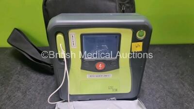 Zoll AED PRO Defibrillator with 1 x Battery (Powers Up) - 2