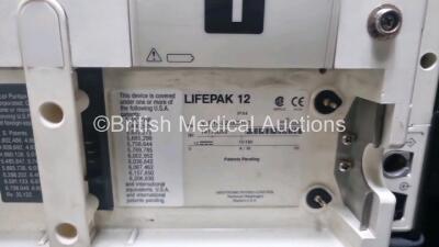 Job Lot Including 1 x Medtronic Lifepak 12 Biphasic Defibrillator / Monitor (Powers Up and Passes Self Test) Including Pacer, ECG, SpO2 and NIBP Options with 2 x Batteries, 1 x BP Cuff, 1 x BP Hose , 1 x Paddle Lead, 1 x 4 Lead ECG Lead in Carry Case an - 7