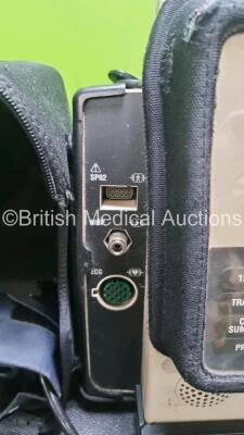 Medtronic Lifepak 12 Biphasic Defibrillator *Mfd 2004* P/N VLP12-02-005382 (Powers Up and Passes Self Test, Damage to Casing - See Photos) Including ECG, SpO2, NIBP Options with 1 x Ref 1111-000021 4 Lead ECG Lead, 1 x Ref 11111-000023 6 Lead ECG Lead, 2 - 3