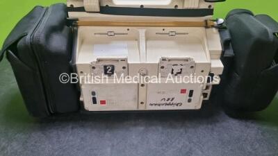 Medtronic Lifepak 12 Biphasic Defibrillator *Mfd 2004* P/N VLP12-02-005382 (Powers Up and Passes Self Test, Damage to Casing - See Photos) Including ECG, SpO2, NIBP Options with 1 x Ref 1111-000021 4 Lead ECG Lead, 1 x Ref 11111-000023 6 Lead ECG Lead, 2 - 8