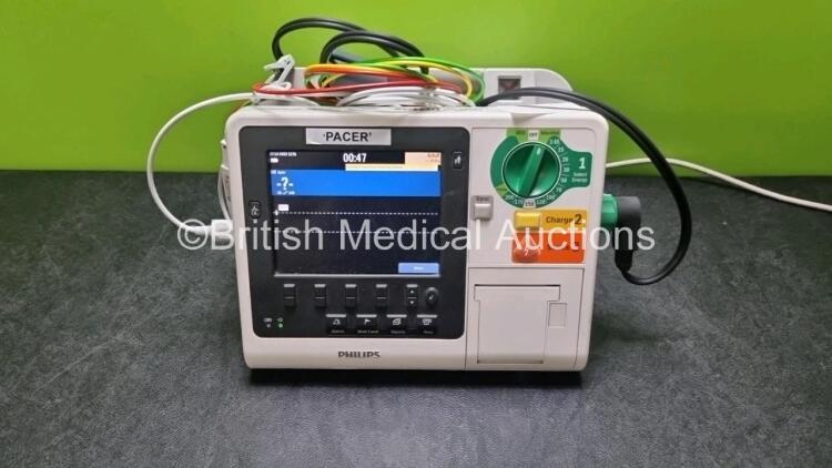 Philips Heartstart XL+ Defibrillator (Powers Up) Including Pacer, ECG and Printer Options with 1 x Paddle Lead and 1 x 3 Lead ECG Lead