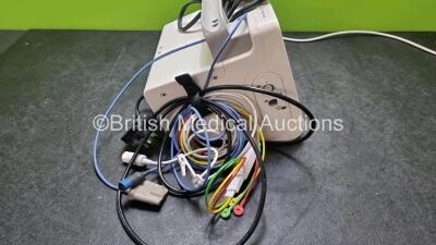 Philips Heartstart XL+ Defibrillator (Powers Up) Including Pacer, ECG, SpO2 and Printer Options with 1 x 3 Lead ECG Lead, 1 x Paddle Lead, 1 x SpO2 Finger Sensor and 1 x Battery *SN US91202229* - 4