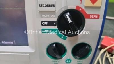 Zoll R Series ALS Defibrillator (Powers Up) Including Pacer, ECG, SpO2 and Printer Options with 1 x Battery, 1 x SpO2 Finger Sensor, 1 x Paddle Lead and 1 x 3 Lead ECG Lead *SN AF12E022510* - 3