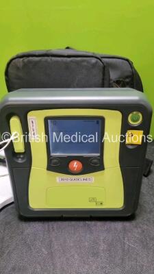 Zoll AED PRO Defibrillator with 1 x Battery (Powers Up) - 2