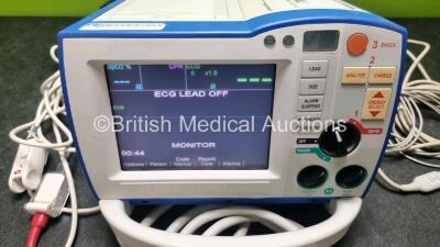 Zoll R Series ALS Defibrillator (Powers Up) Including Pacer, ECG, SpO2 and Printer Options with 1 x Battery, 1 x SpO2 Finger Sensor, 1 x Paddle Lead and 1 x 3 Lead ECG Lead *SN AF12E022456* - 2