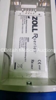 Zoll R Series ALS Defibrillator (Powers Up) Including Pacer, ECG, SpO2 and Printer Options with 1 x Battery, 1 x SpO2 Finger Sensor, 1 x Paddle Lead and 1 x 3 Lead ECG Lead *SN AF12E022456* - 7