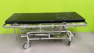 Anetic Aid Hydraulic Patient Examination Trolley with Mattress