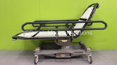 Anetic Aid QA3 Hydraulic Patient Examination Couch (Hydraulics Tested Working, Missing Cushions-See Photo)