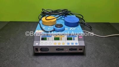 Covidien Force FX - 8CS Electrosurgical / Diathermy Generator with 2 x Footswitches *Mfd 2009* (Powers Up) *SN SF9D04305A*