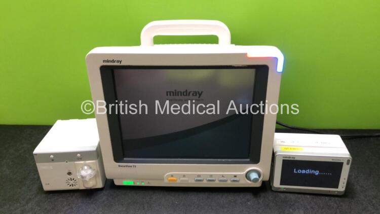 Mindray BeneView T5 Patient Monitor (Powers Up) Including Mindray AG Gas Module with Water Trap and Mindray Beneview T1 Handheld Patient Module Including, ECG, SpO2, MP1, IBP, NIBP, T1 and T2 Options (Powers Up with Damage to Casing - See Photos)