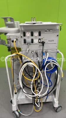 Datex-Ohmeda Aestiva/5 Anaesthesia Machine with Datex-Ohmeda 7100 Ventilator Software Version 1.4, Bellows, Absorber and Hoses (Powers Up) *S/N AMVM00433* - 5