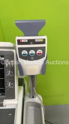 GE MAC 5500 ECG Machine on Stand with ECG Lead (Powers Up) - 3