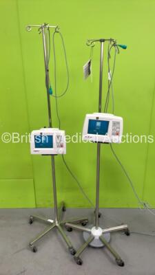 2 x Edwards Lifescience Vigileo Patient Monitors on Stands (Both Power Up) *S/N VL000647 / VL000975*