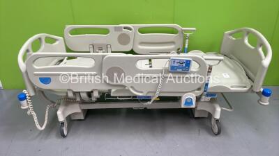 Hill-Rom Avantguard Electric Hospital Bed with Controller, Headboard and Footboard (Powers Up) *S/N RJMT00600*