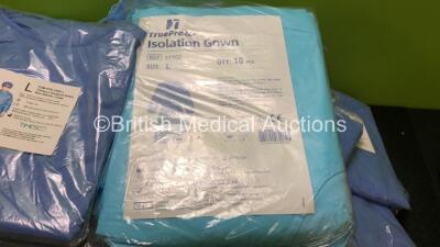 Job Lot of Surgical Gowns - 3