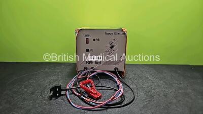 1 x Nuova Elettra RPE Gel 24V 10A Battery Charger (No Power, Damaged Casing - See Photo) *SN 27004069*