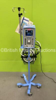 Carefusion Infant Flow SiPAP on Stand with Hoses (Powers Up) *S/N BAN01505*