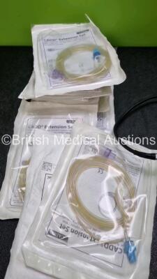 3 x Smiths Medical CADD Model 2110 Ambulatory Infusion Pumps with 3 x Rechargeable Battery Packs (All Power Up) with 2 x Power Supplies, 2 x Keys and 8 x CADD Extension Sets *SN 1031299 / 1031304 / 1031302* (her) - 5