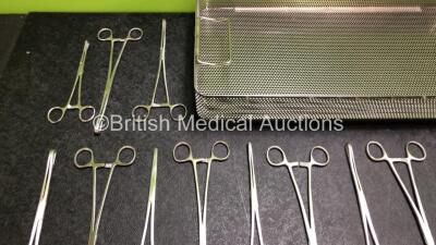 Job Lot of Surgical Instruments in Tray - 3