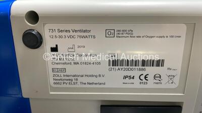 Zoll Z-Vent 731 Series Ventilator *Mfd 2019* Hours of Operation - 8 Minutes, EMV Version 05.22.00, SPM Version 05.20.00 (Powers Up - Like New) In Case with 1 x AC Power Supply, 1 x DC Power Supply, 1 x Hose and 1 x Ref 499-0027-01 Kit Including Breathing - 12