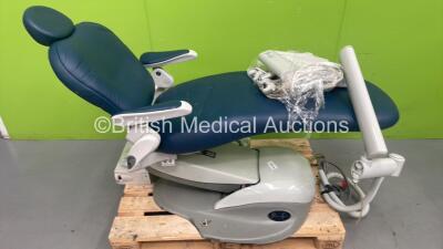 Pelton & Crane Dental Suite Including Chair SP30, Delivery Unit and Planmeca PM 61084 Unit (Powers Up)