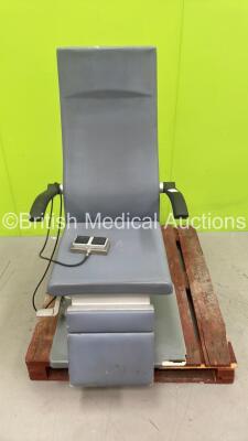 Unknown Make of Electric Dental Chair with Foot Controller (Powers Up)