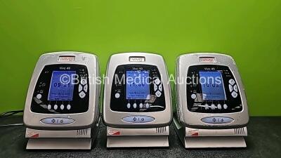 3 x Breas Vivo 40 Ventilators (All Power Up, 1 x Slight Chip in Casing - See Photo)