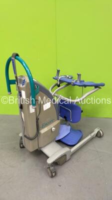 Arjo Encore Electric Patient Hoist with Battery and Controller (Powers Up)