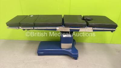 Maquet 1132.01A1 Electric Operating Table with Cushions (Powers Up) *S/N 00521*