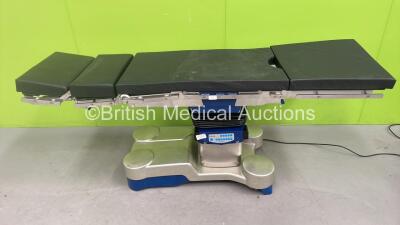 Maquet 1133.02B2 Operating Table with Cushions (Powers Up) *S/N 00287*