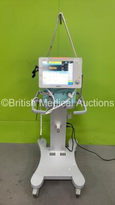 Aeonmed VG70 Ventilator *Mfd - 2020* Running Hours 328 on Stand with Hoses (Powers Up)