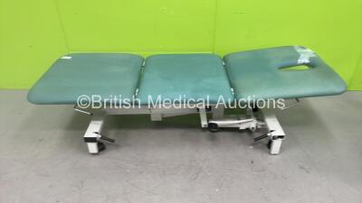 Plinth 2000 3 Way Hydraulic Patient Examination Couch (Hydraulics Tested Working)