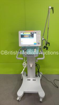 Aeonmed VG70 Ventilator *Mfd - 2020* Running Hours 564 on Stand with Hoses (Powers Up)