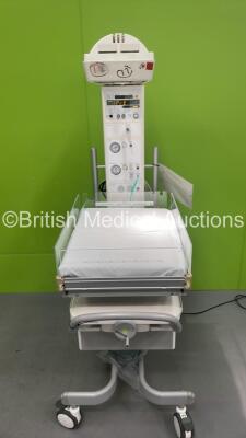 Drager Infant Resuscitaire with Mattress (Powers Up) *S/N GR01223*