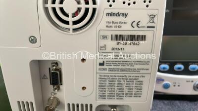 6 x Mindray VS-800 Vital Signs Monitors with 5 x SpO2 Leads and 5 x Hoses (All Power Up, 3 x Missing Light Casing - See Photos) - 9