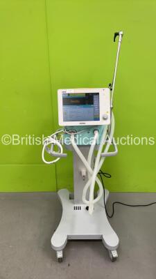 Aeonmed VG70 Ventilator *Mfd - 2020* Running Hours 693h on Stand with Hoses (Powers Up)