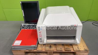 Agfa CR30-X Digitizer Type 5175/100 with 5 x Cassettes (Powers Up) *S/N 10015* **Mfd 11/2009**