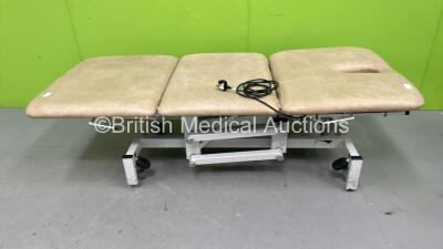 Plinth 2000 Electric Patient Examination Couch with Controller (Unable to Power Test Due to No Controller - Damaged to Cushion ) *S/N NA*