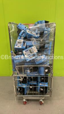 Cage of Carefusion and Cardinal Health Alaris SE Infusion Pumps (Cage Not Included)