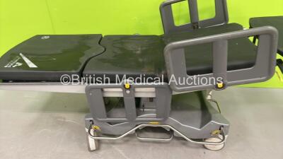 Anetic Aid QA4 Manual Function Patient Trolley with Cushions (Hydraulics Tested Working) - 4