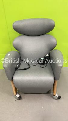 Electric Patient Chair with Controller (Powers Up) *S/N NA*