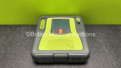 Zoll AED PRO Defibrillator with 1 x Battery in Carry Case (Powers Up with Stock Battery, 1 x Flat Battery Included)